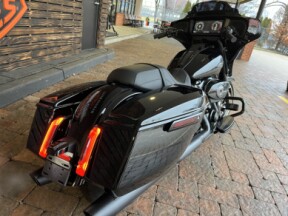 2026 Harley Davidson Street Glide FLHX thumb 3