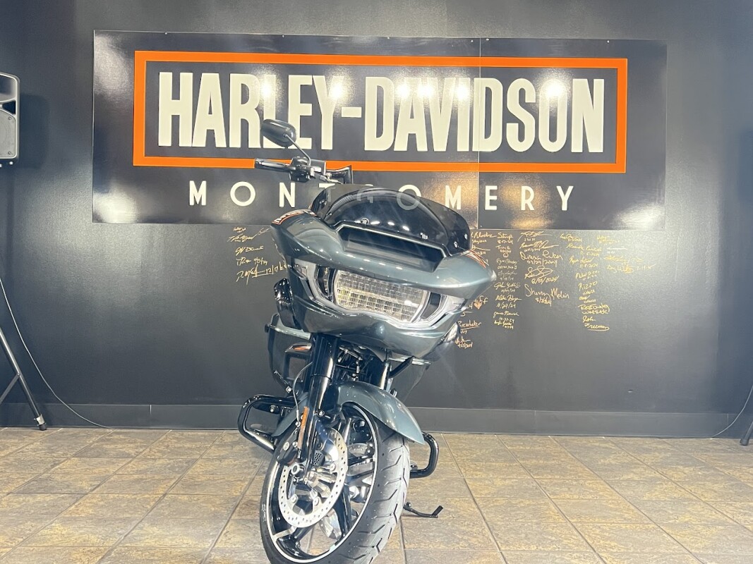 FLTRX 2025 Road Glide - Photo 3