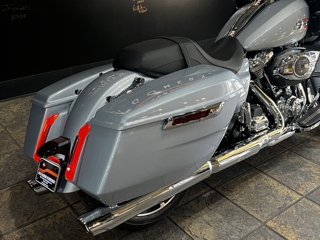 2025 Harley-Davidson Road Glide Billiard Gray - Photo 5
