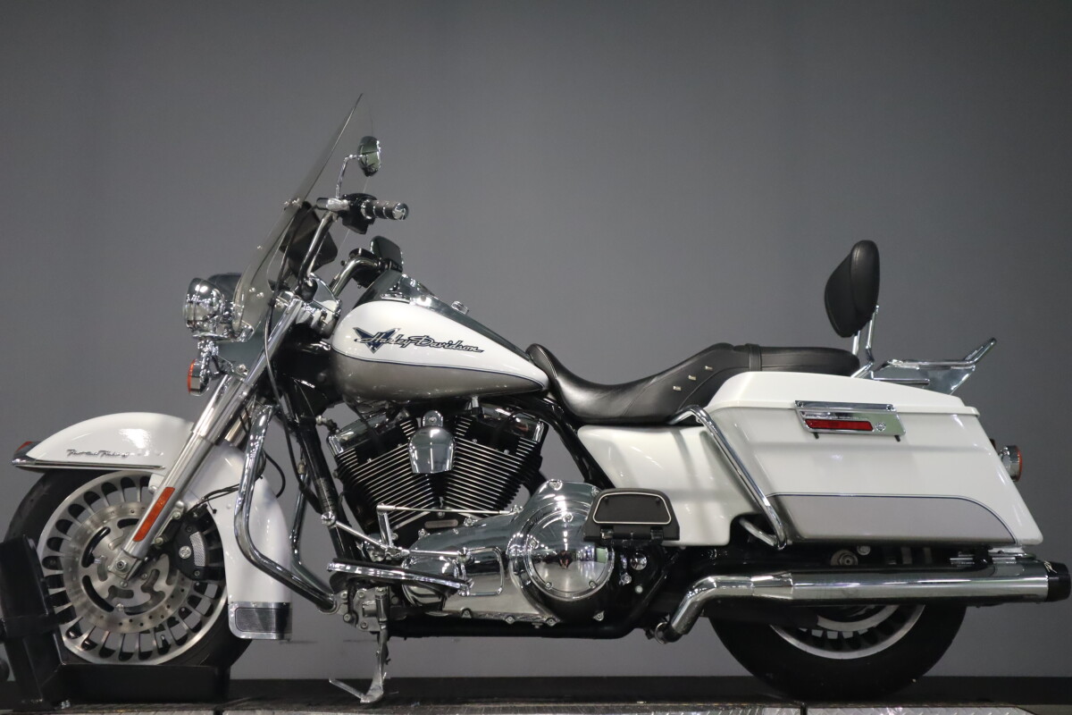 2009 Harley-Davidson Road King FLHR - Photo 5