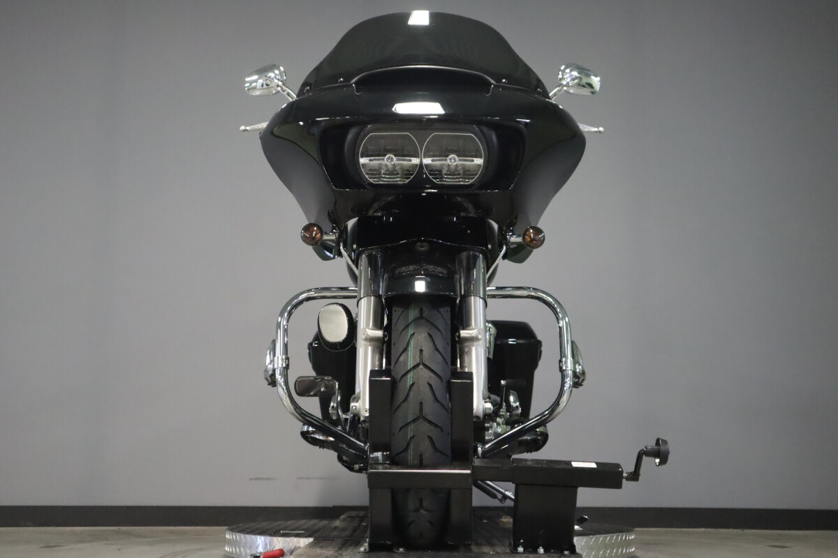 2017 Harley-Davidson Road Glide Special FLTRXS - Photo 3