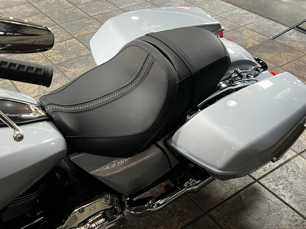 2025 Harley-Davidson Road Glide Billiard Gray - Photo 10