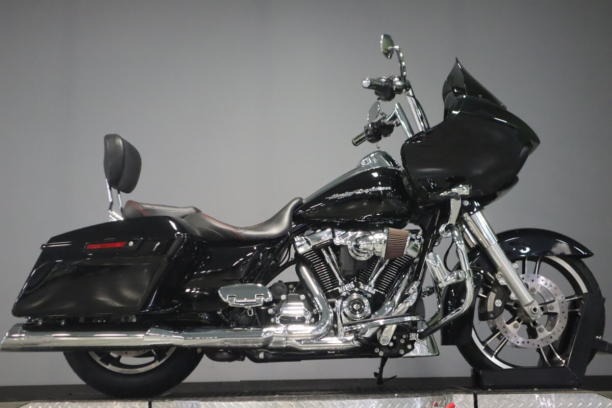 2017 Harley-Davidson Road Glide Special FLTRXS