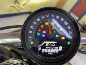 2025 Harley-Davidson<sup>®</sup> Breakout® Vivid Black thumb 0