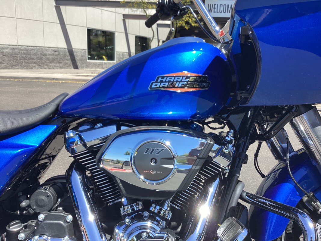 FLTRX 2025 Road Glide - Photo 2