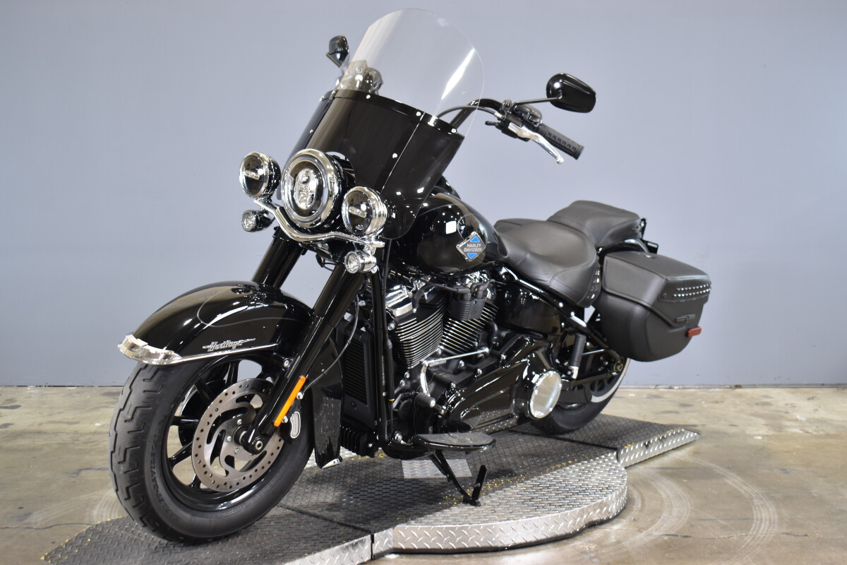 2025 Harley-Davidson Heritage Classic FLHC - Photo 4