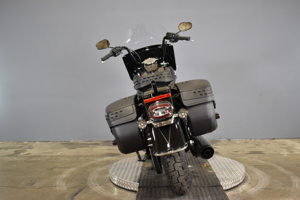 2025 Harley-Davidson Heritage Classic FLHC - Photo 7