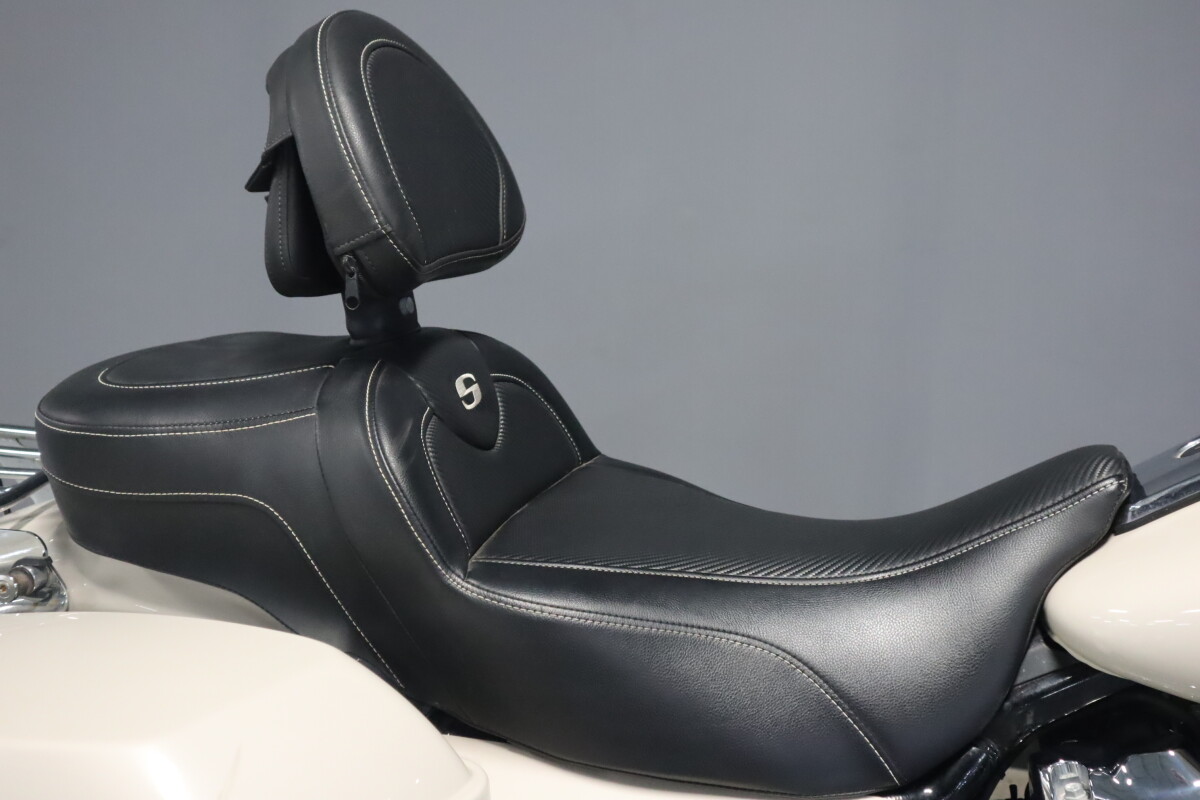 2022 Harley-Davidson Street Glide FLHX - Photo 9