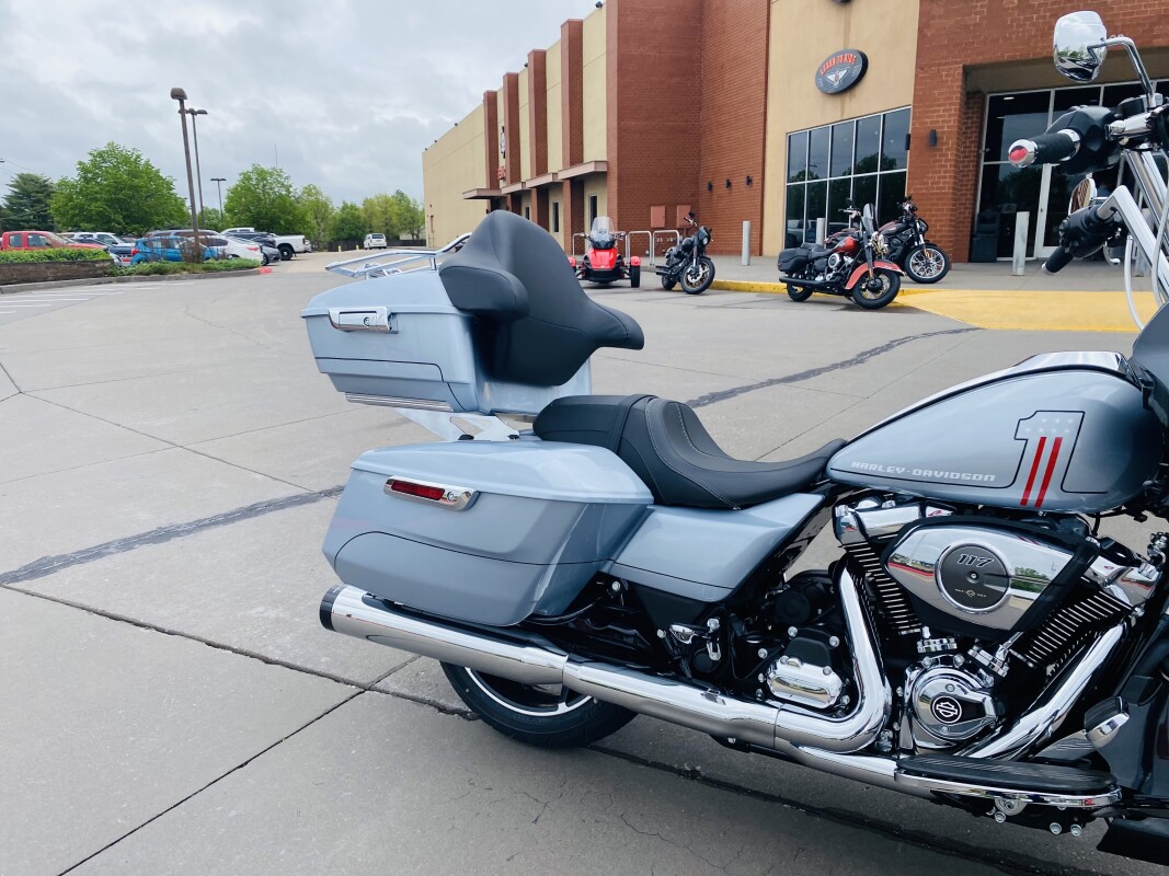 2025 Harley-Davidson Road Glide FLTRX - Photo 4