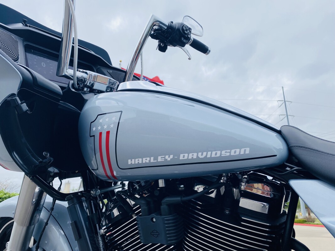 2025 Harley-Davidson Road Glide FLTRX - Photo 3