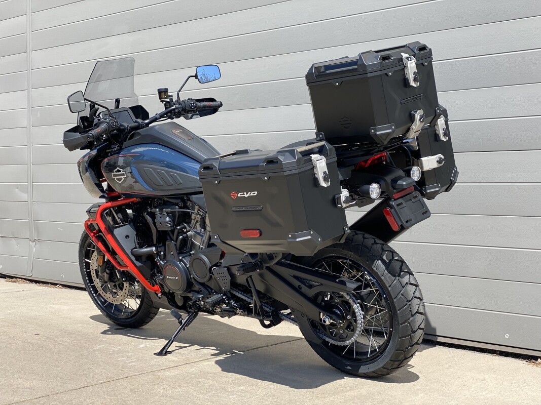 2025 Harley-Davidson CVO Pan America Carbon Blue - Photo 6