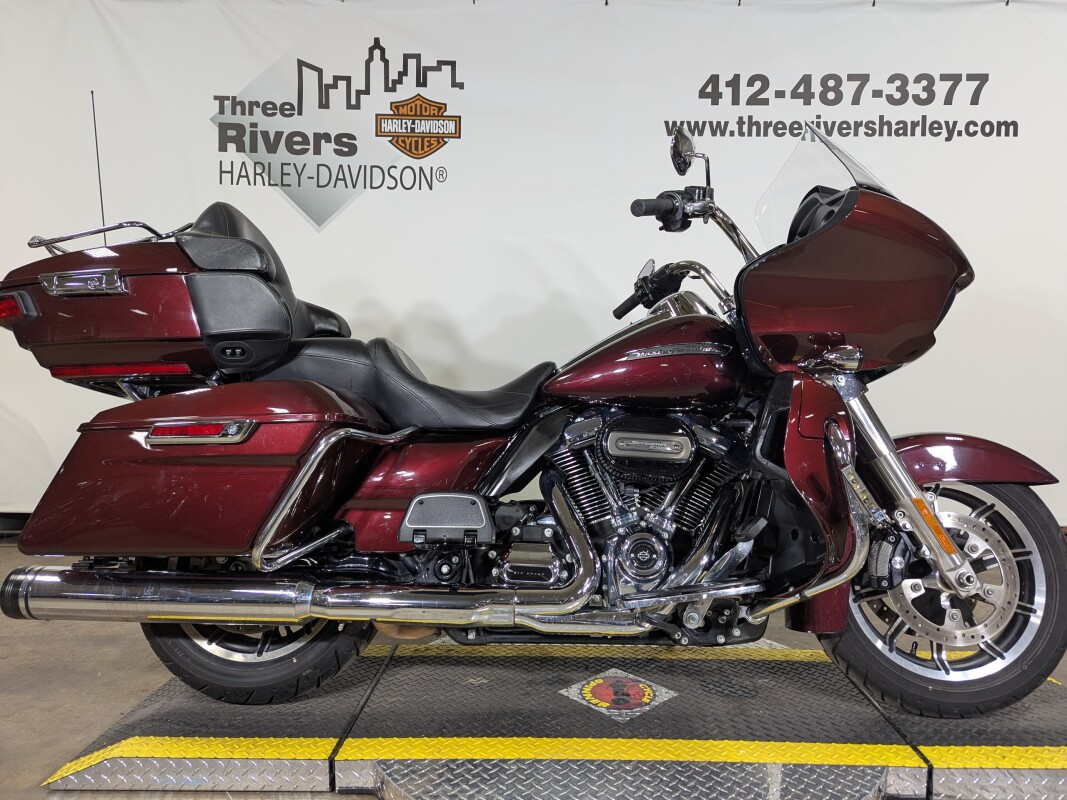 Pre-owned 2019 Harley-Davidson® Road Glide® Ultra Twisted Cherry