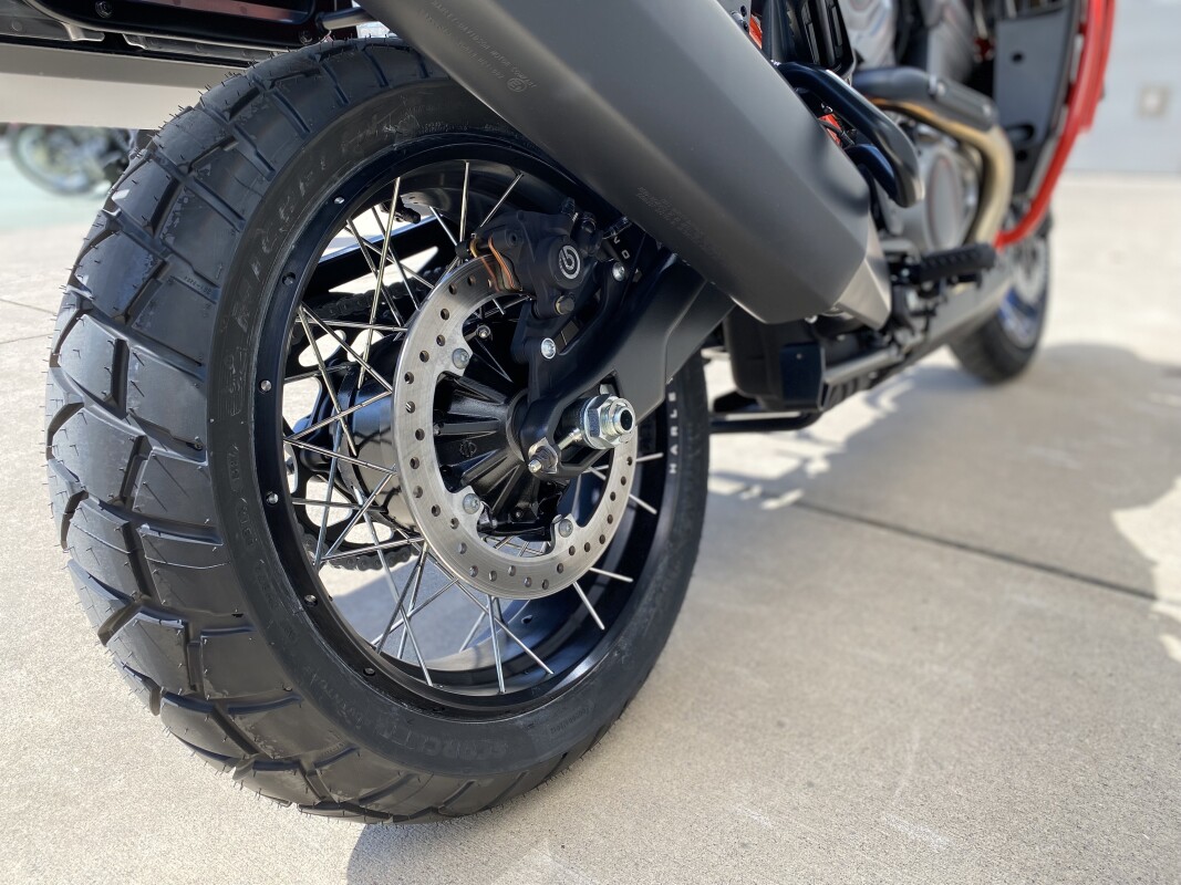 2025 Harley-Davidson CVO Pan America Carbon Blue - Photo 10