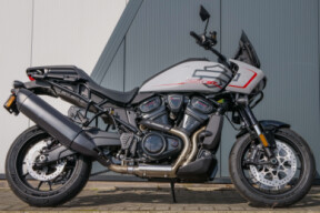 2025 Harley-Davidson Pan America 1250 ST thumb 3