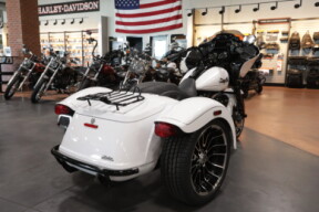 2025 Harley-Davidson Road Glide 3 thumb 0