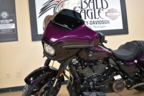 FLHXSE 2025 CVO™ Street Glide® thumb 3