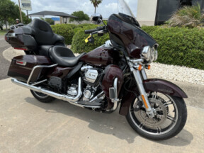 2022 Harley-Davidson® Ultra Limited Midnight Crimson (Chrome Finish w/Cast Wheels) thumb 2