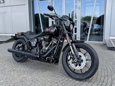 2025 Harley-Davidson<sup>®</sup> Low Rider™ S Vivid Black - Black Finish