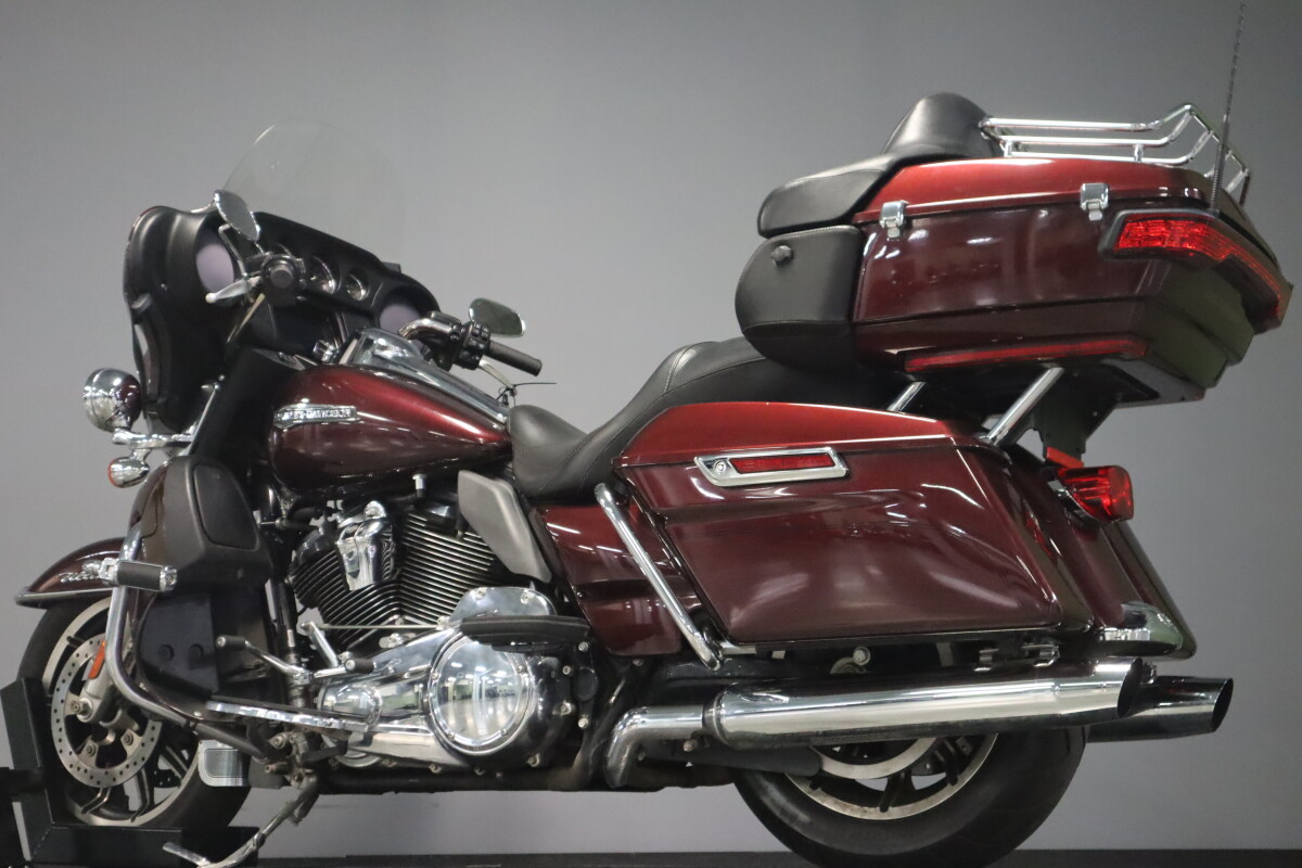 2019 Harley-Davidson Electra Glide Ultra Classic FLHTCU - Photo 6