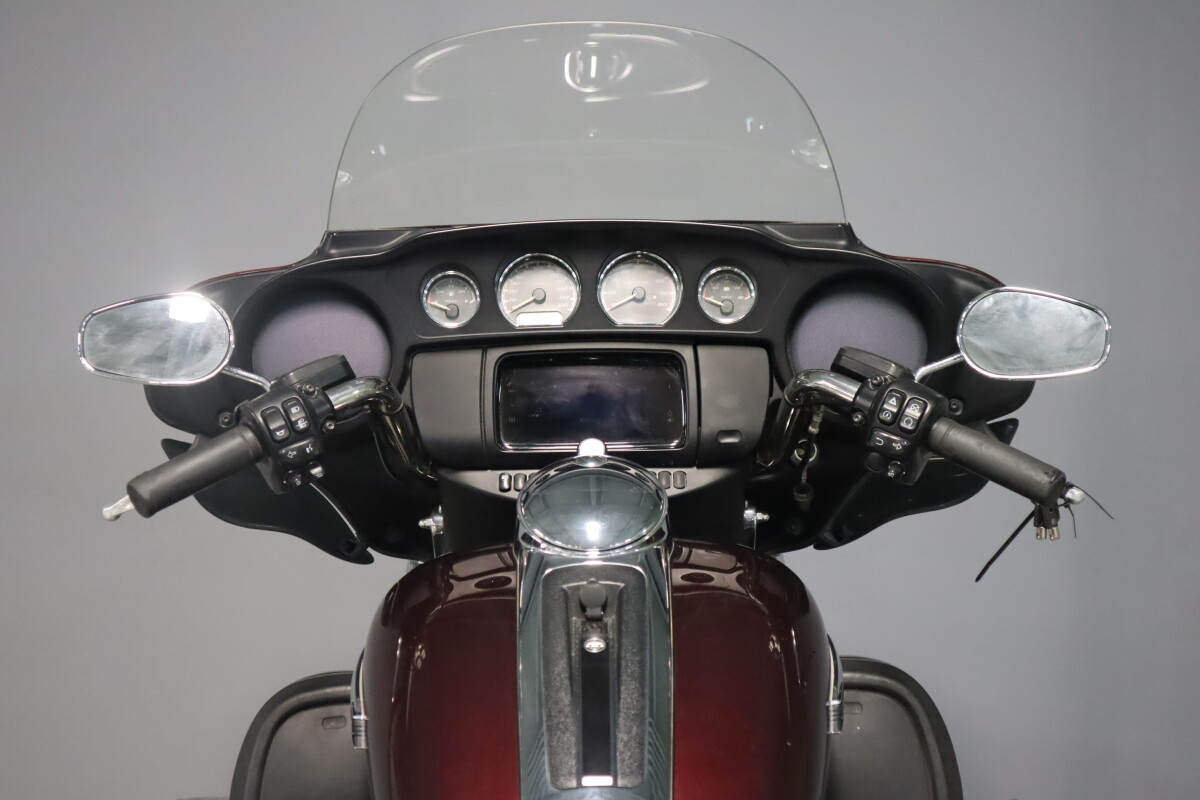 2019 Harley-Davidson Electra Glide Ultra Classic FLHTCU - Photo 9