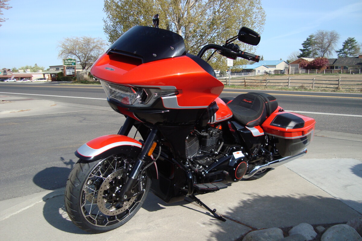 2024 Harley-Davidson CVO Road Glide Legendary Orange - Photo 3