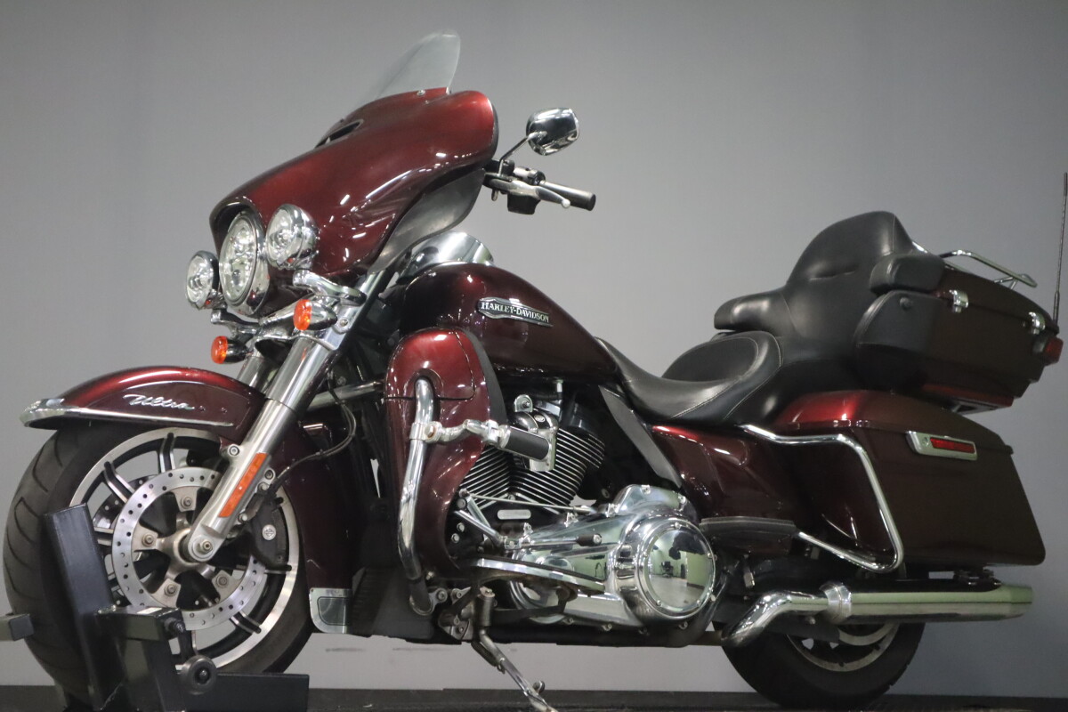 2019 Harley-Davidson Electra Glide Ultra Classic FLHTCU - Photo 4