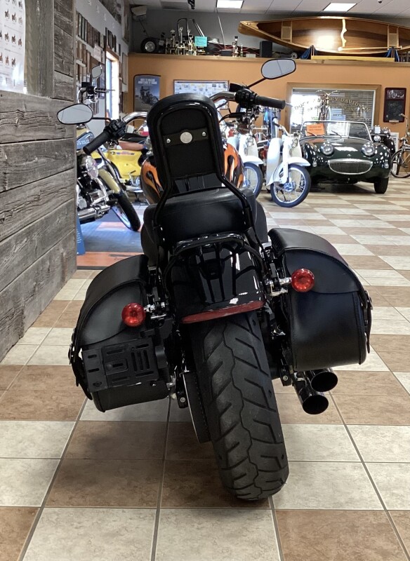 2012 Harley-Davidson Wide Glide Vivid Black - Photo 3