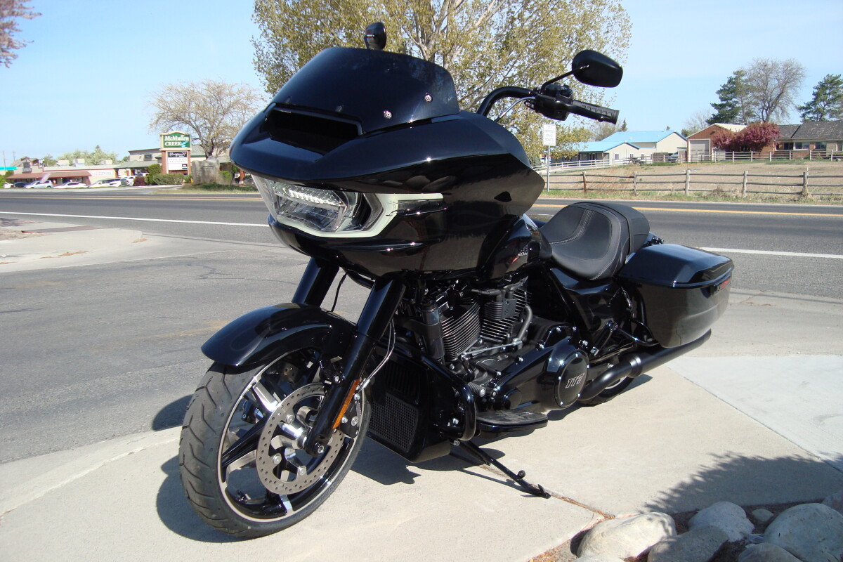 2025 Harley-Davidson Road Glide Midnight Firestorm - Photo 3