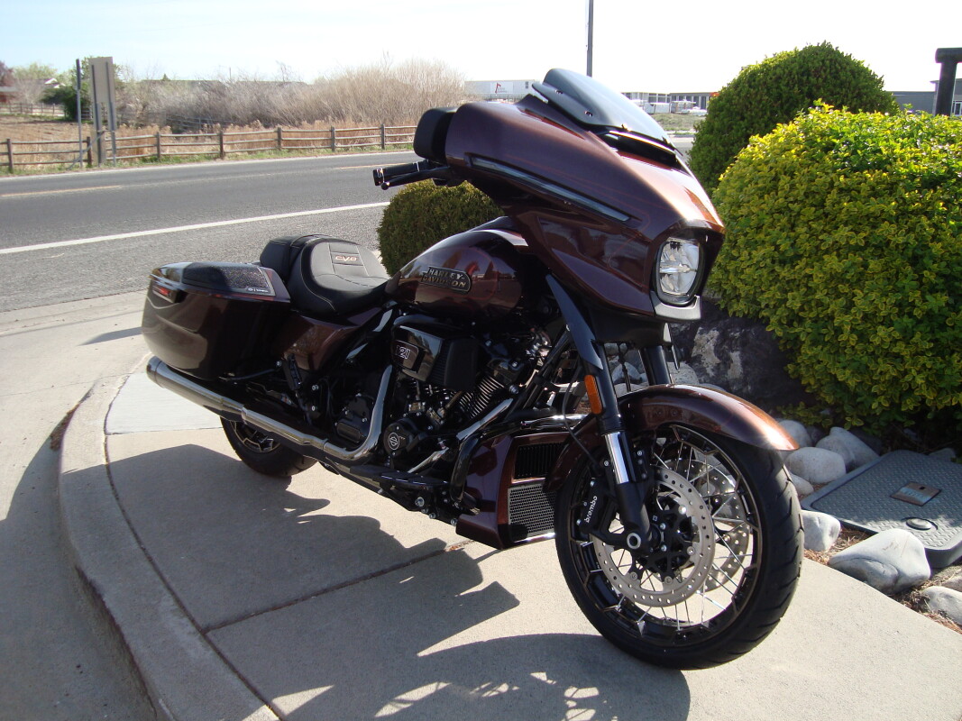 2024 Harley-Davidson CVO Street Glide Copperhead - Photo 4