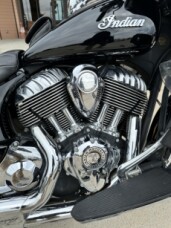 2017 Indian Motorcycle ROADMASTER BLACK thumb 1