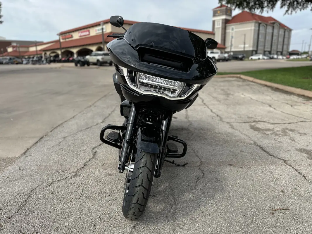 2025 Harley-Davidson Road Glide - Photo 3