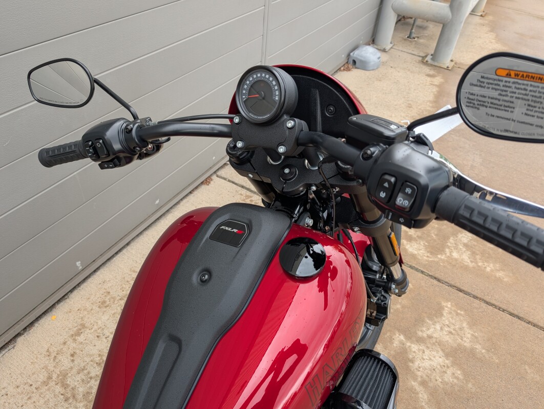 2025 Harley-Davidson Low Rider S Brilliant Red - Black Finish - Photo 6