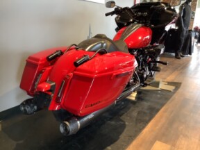 Harley-Davidson<sup>®</sup> CVO™ Road Glide® ST 2025 FLTRXSTSE C3-25 Rally Red thumb 1