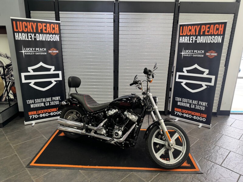 FXST 2023 Softail<sup>®</sup> Standard
