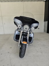 2019 Harley-Davidson<sup>®</sup> Ultra Limited thumb 0