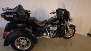 2022 Harley-Davidson® Tri Glide® Ultra FLHTCUTG