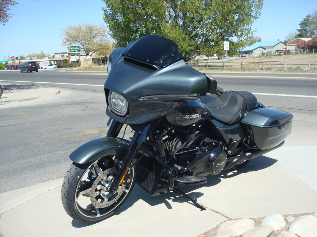 2025 Harley-Davidson Street Glide Iron Horse Metallic - Black Finish - Photo 3