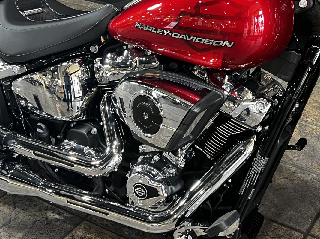 2025 Harley-Davidson Breakout Brilliant Red - Photo 4