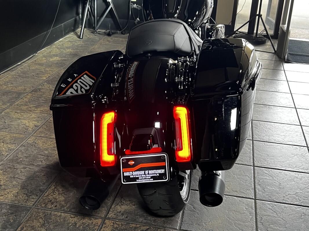 2025 Harley-Davidson Street Glide Vivid Black - Black Finish - Photo 7