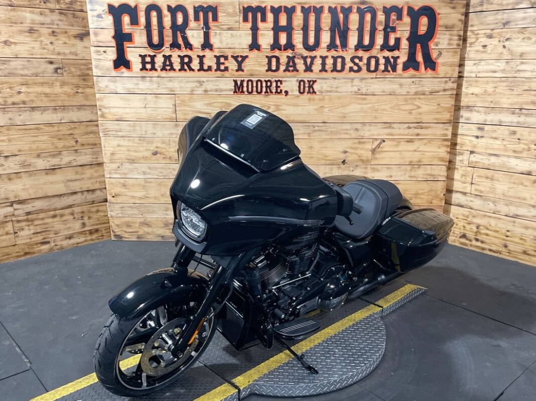 Harley-Davidson Street Glide 2025 FLHX VIVID BLACK - Photo 7