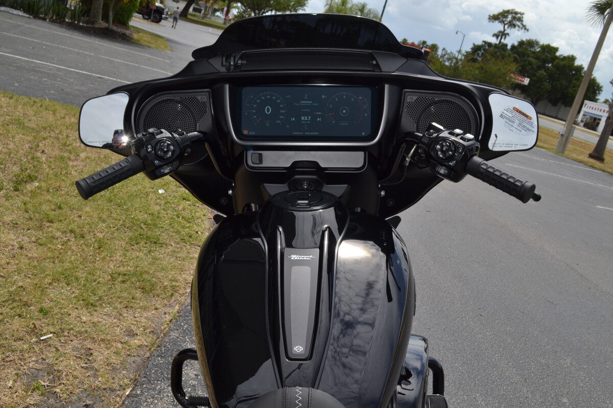 2025 Harley-Davidson Street Glide - FLHX - Photo 10