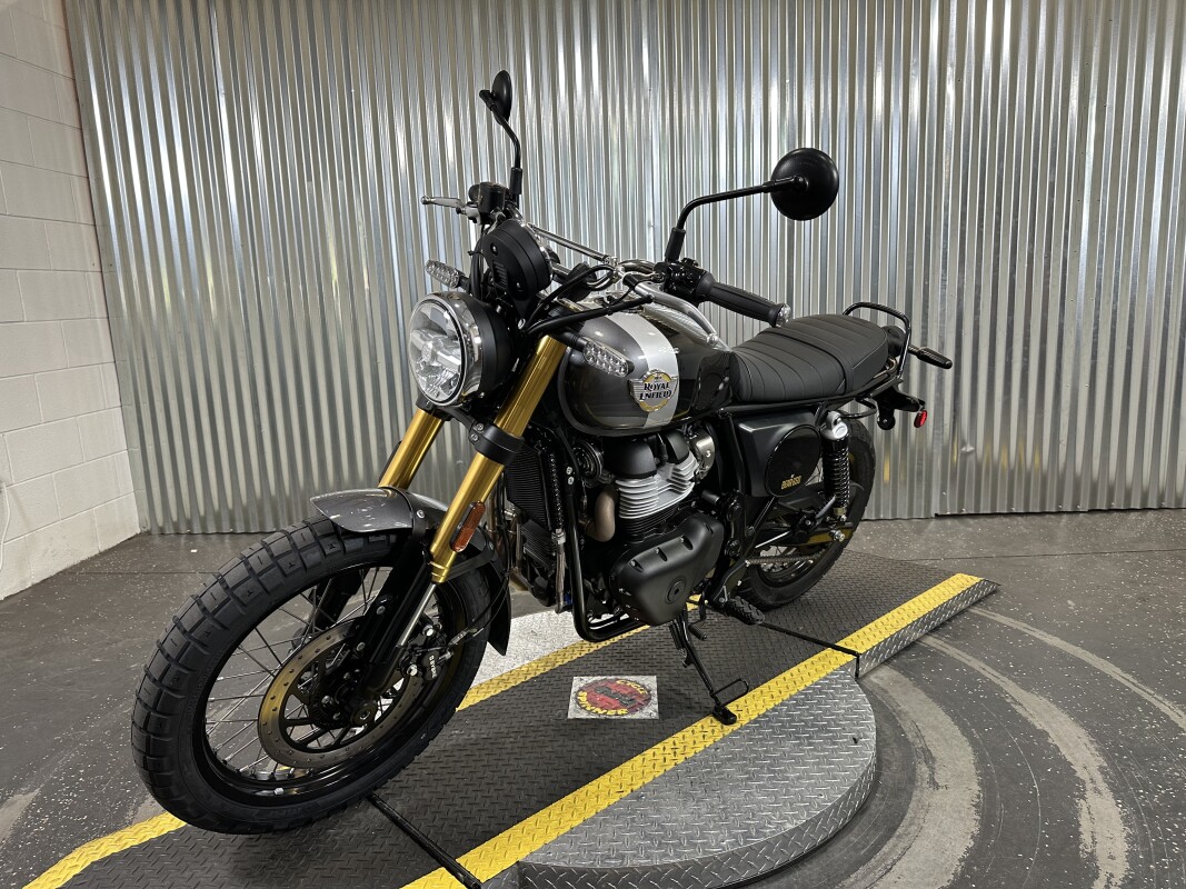 2025 Royal Enfield Bear 650 Golden Shadow - Photo 4