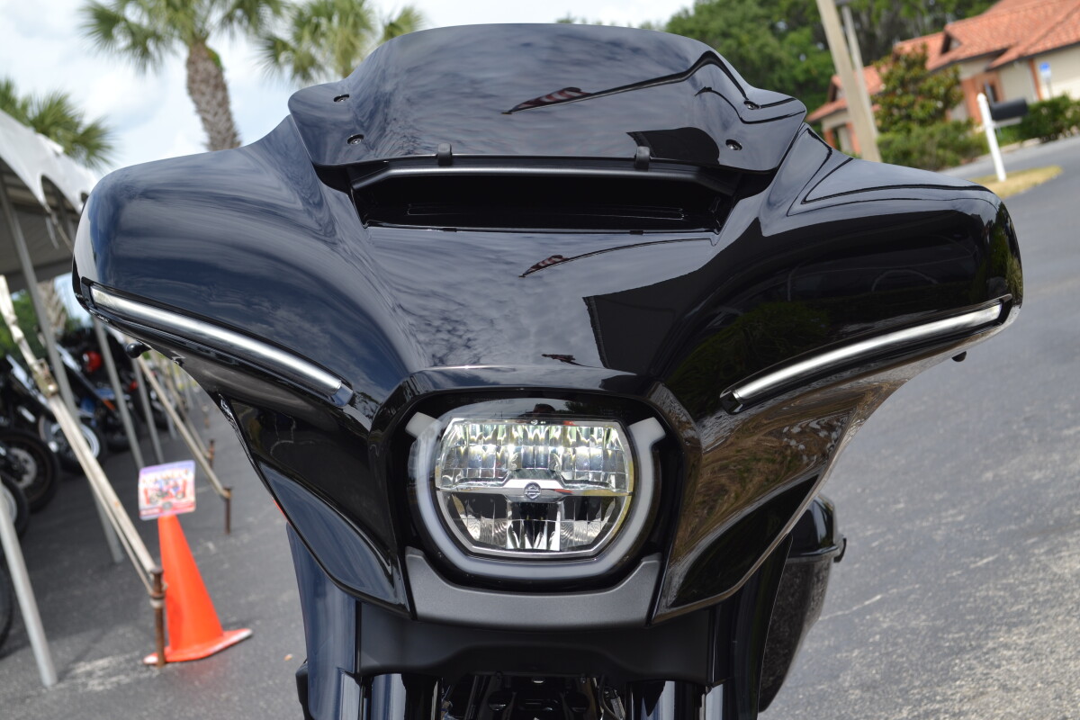 2025 Harley-Davidson Street Glide - FLHX - Photo 5