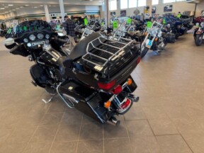 2012 Harley Davidson Electra Glide Ultra Limited FLHTK thumb 1