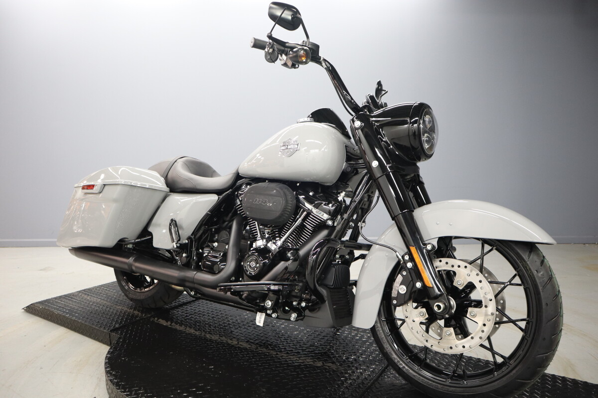 2025 Harley-Davidson Road King Special FLHRXS - Photo 2
