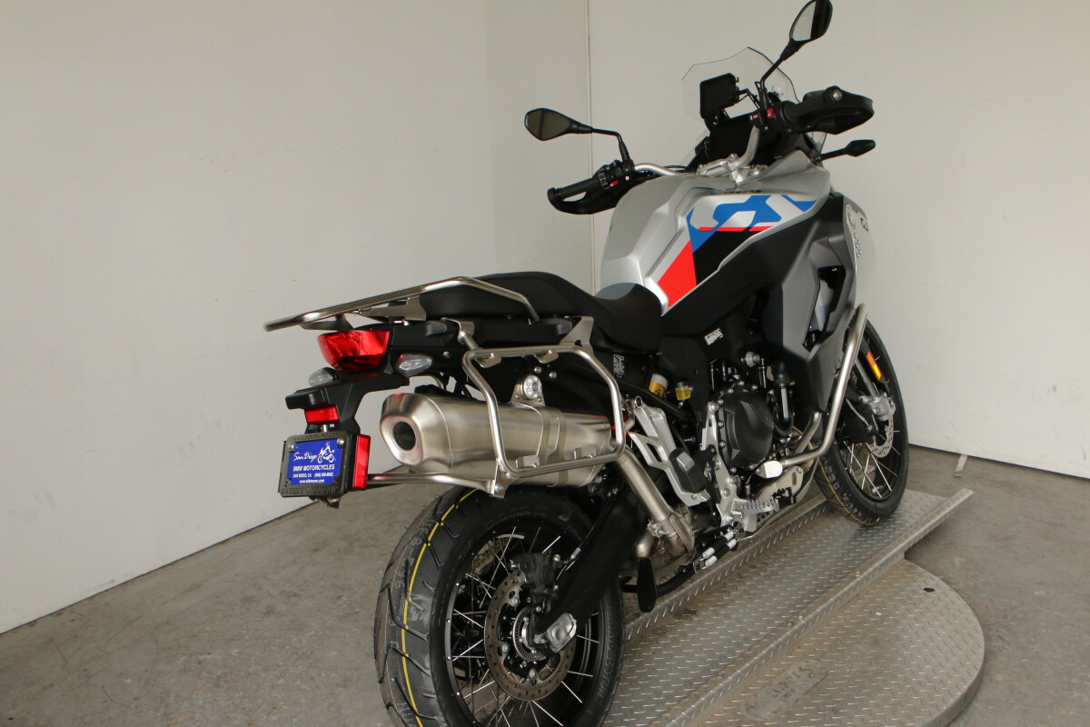 2025 BMW F 900 GS Adventure - Photo 3