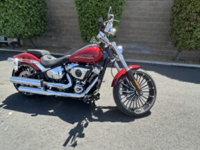 2025 Harley-Davidson<sup>®</sup> Breakout® Brilliant Red thumb 0