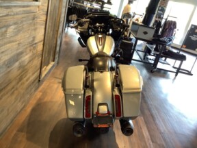 Harley-Davidson<sup>®</sup> CVO™ Road Glide® ST 2025 FLTRXSTSE C2-25 Mercury Silver thumb 0