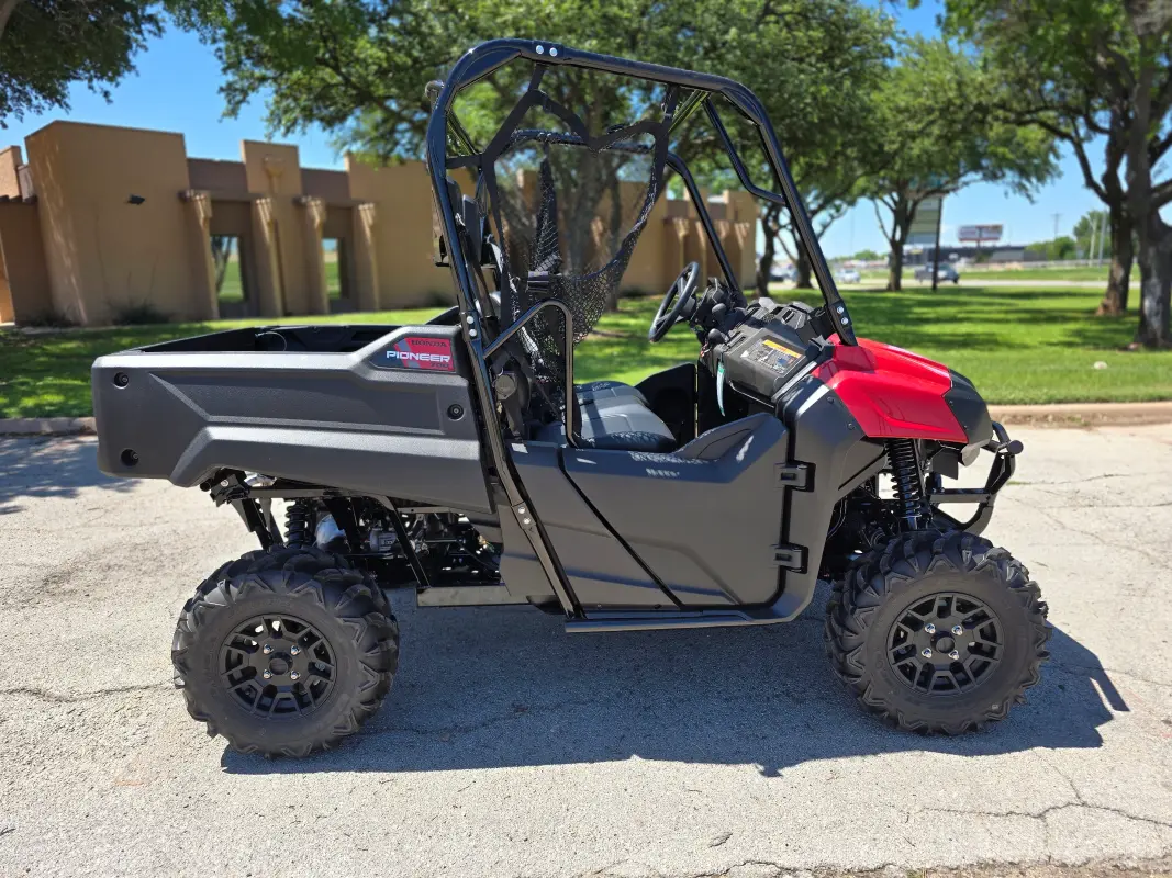 2025 Honda Pioneer 700 Deluxe