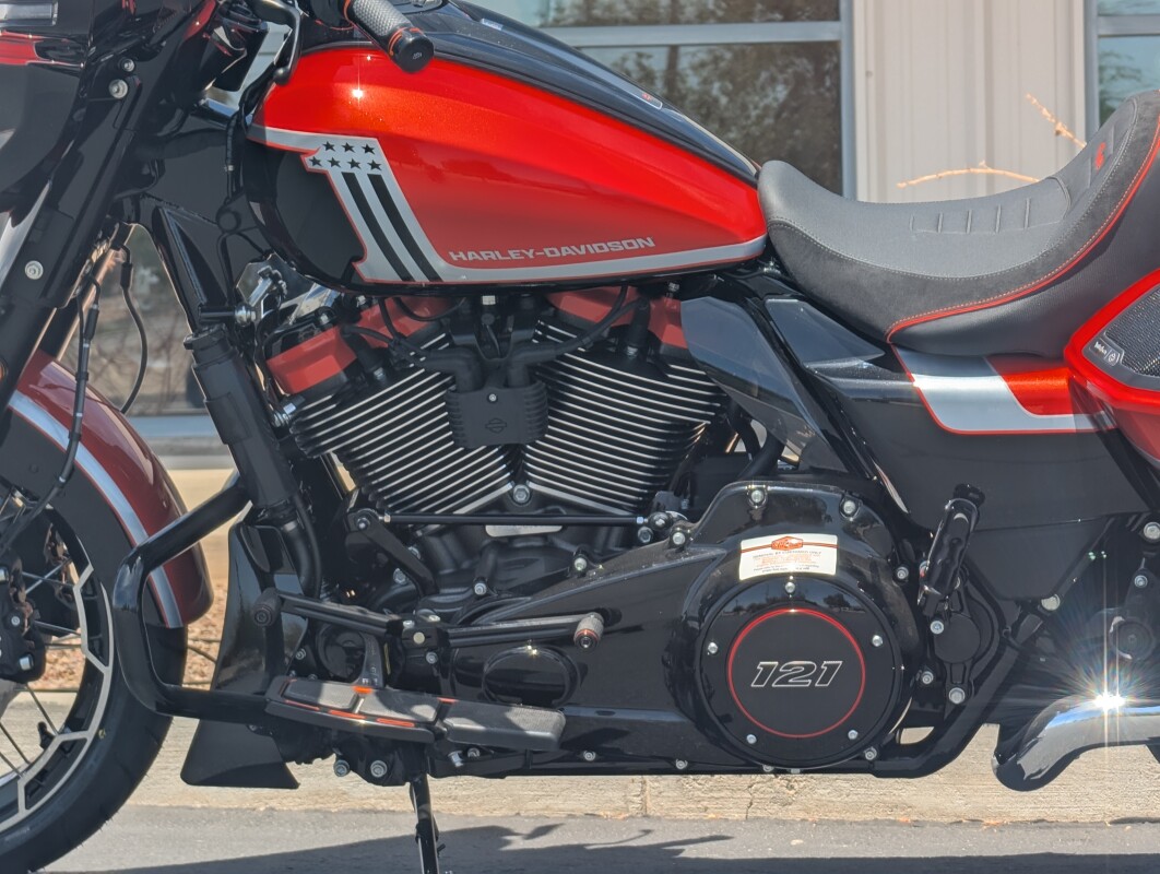 2024 Harley-Davidson Street Glide - Photo 6